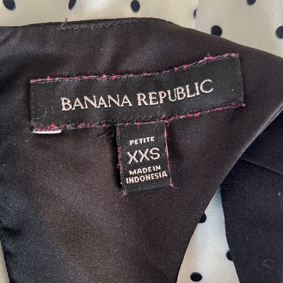Lot of 5 - Banana Republic Tops - Picture 14 of 15